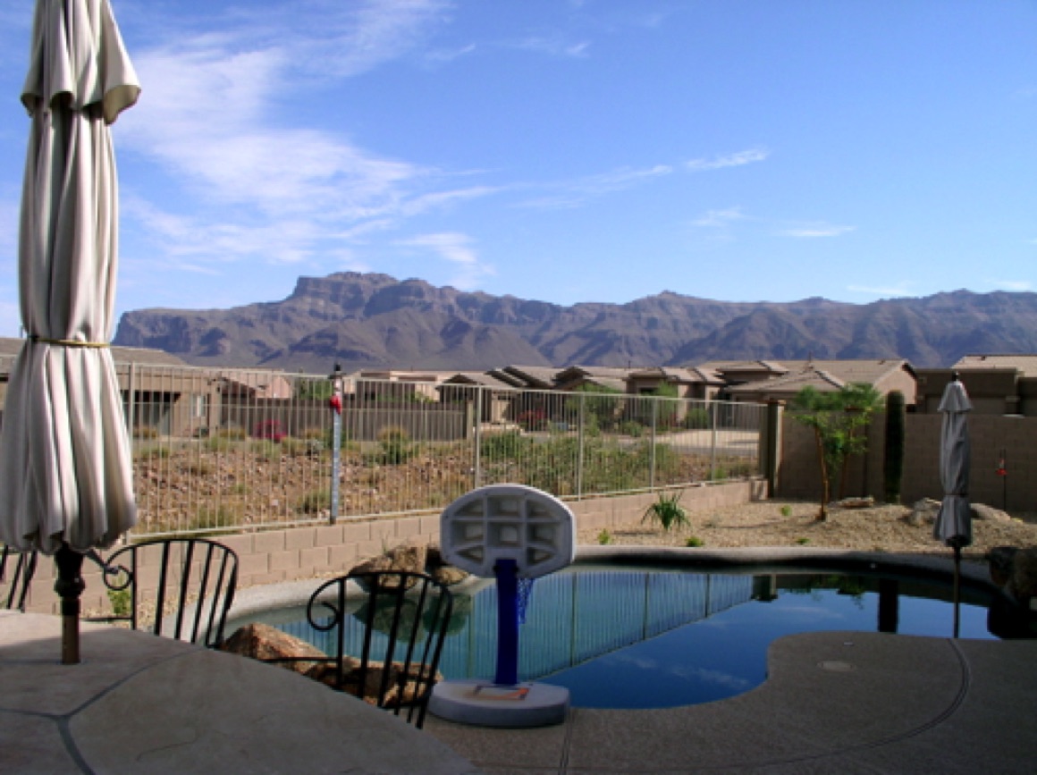 The pool and mountain